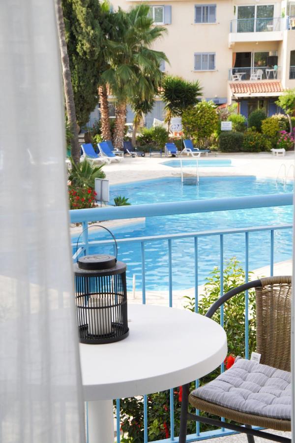 Rachel Suite By The Pool Paphos Exterior photo